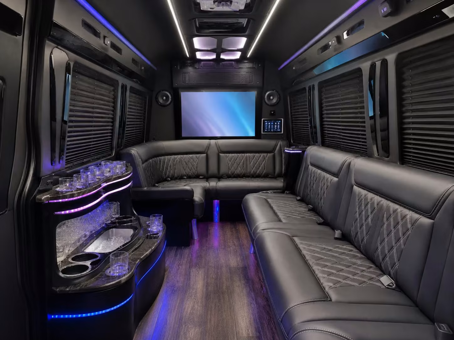 largo long distance bus rentals